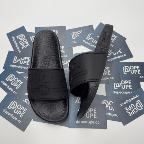 Interlocking G Slides (Unisex)35-45