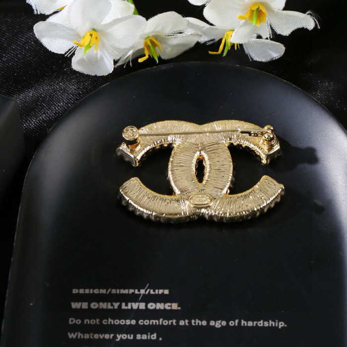 Brooch 55=