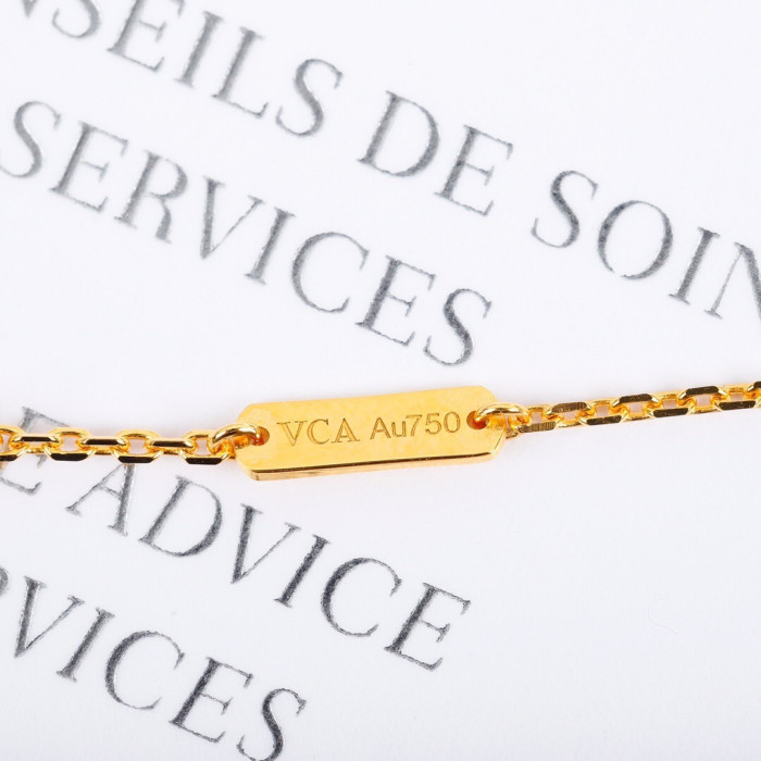 Necklace 591=