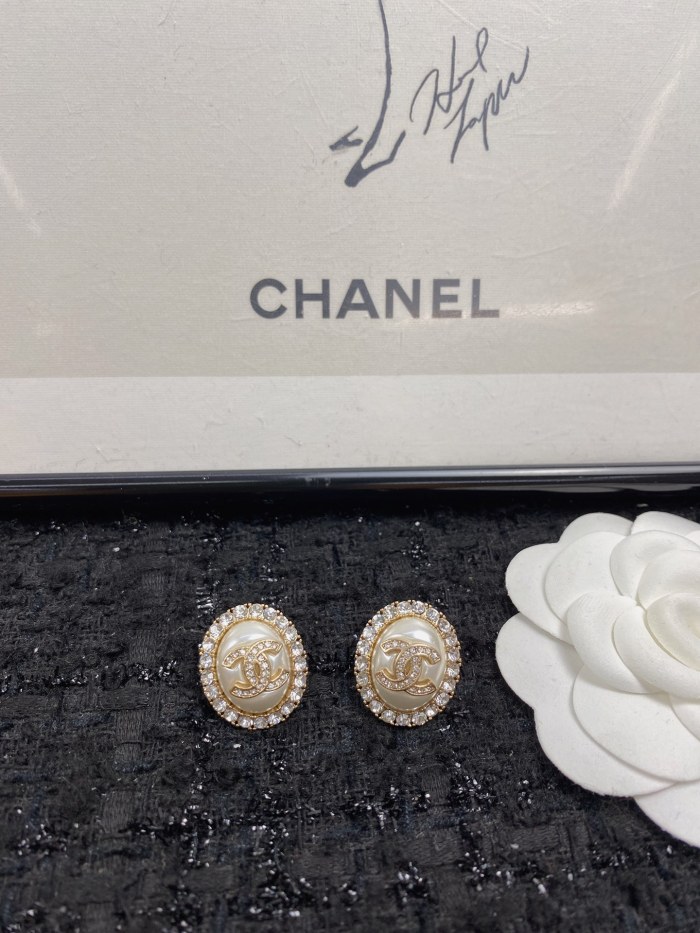 Earring 06=