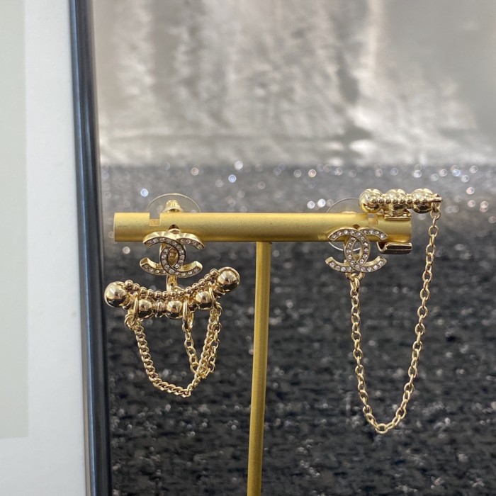Earring 06=