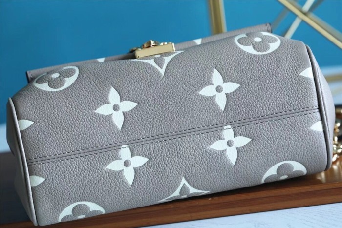 Favorite Crossbody Bag “24*14*9CM” 077