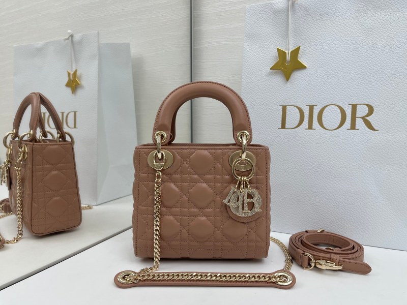 Lady Dior “17 x 15 x 7 cm”-067=