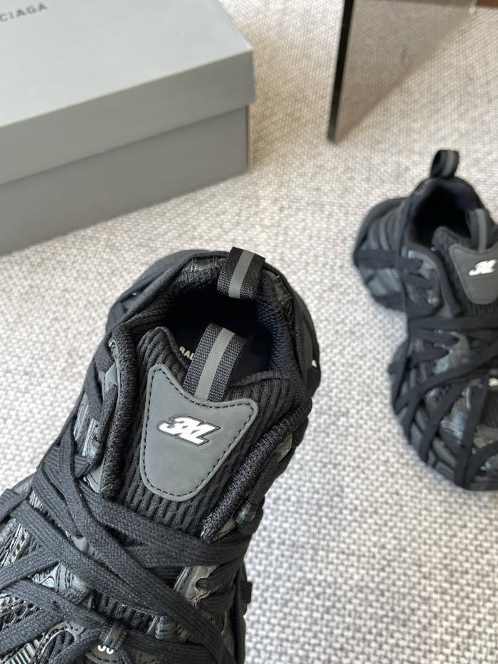 3XL Sneaker(Unisex)36-46=
