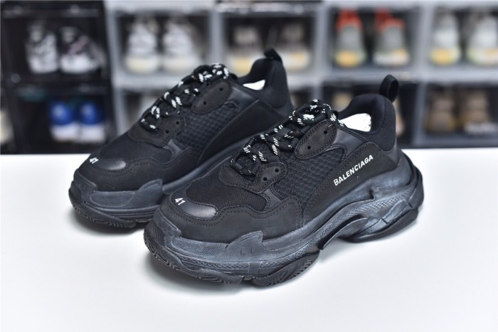 Triple S Sneaker(Unisex)35-45=