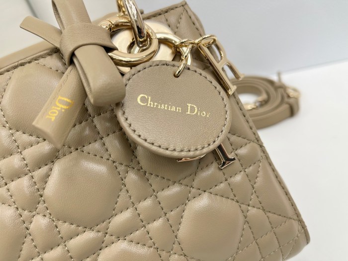 Lady Dior “17×15×7cm”-065=