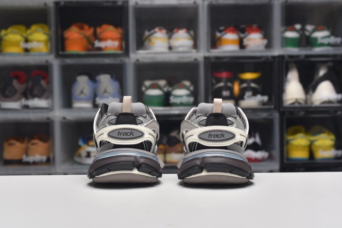 Track Sneaker 3.0(Unisex)35-45=