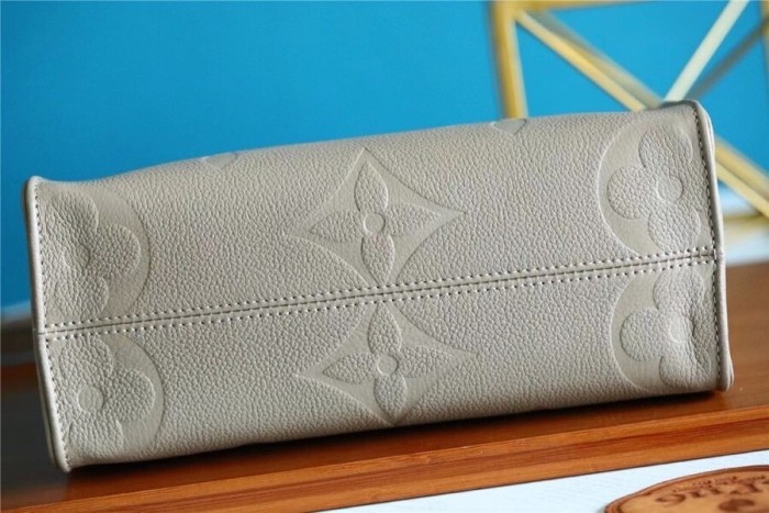 PM Onthego Tote “25*19*11.5CM” 037