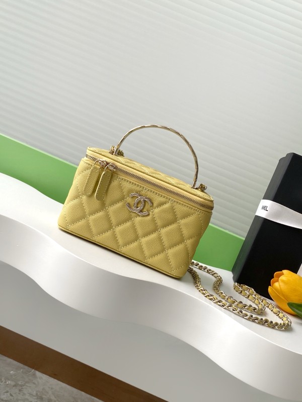 25S Vanity Case with Metal Handle “17x9.5x8cm” -056 =AP4590