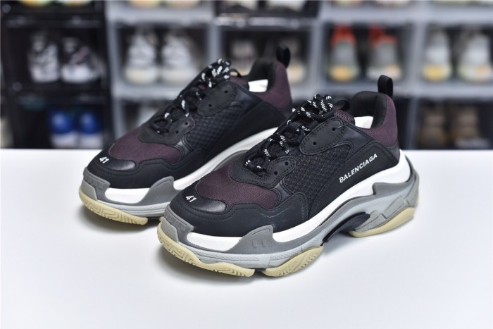 Triple S Clear Sole Sneaker(Unisex)35-45=