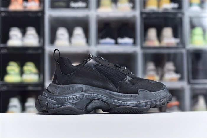 Triple S Sneaker(Unisex)35-45=