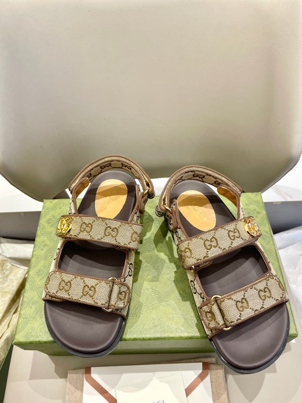 GG Slides (Female)35-40=