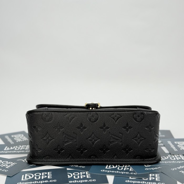 Diane Crossbady Bag “24*15*9CM” 097