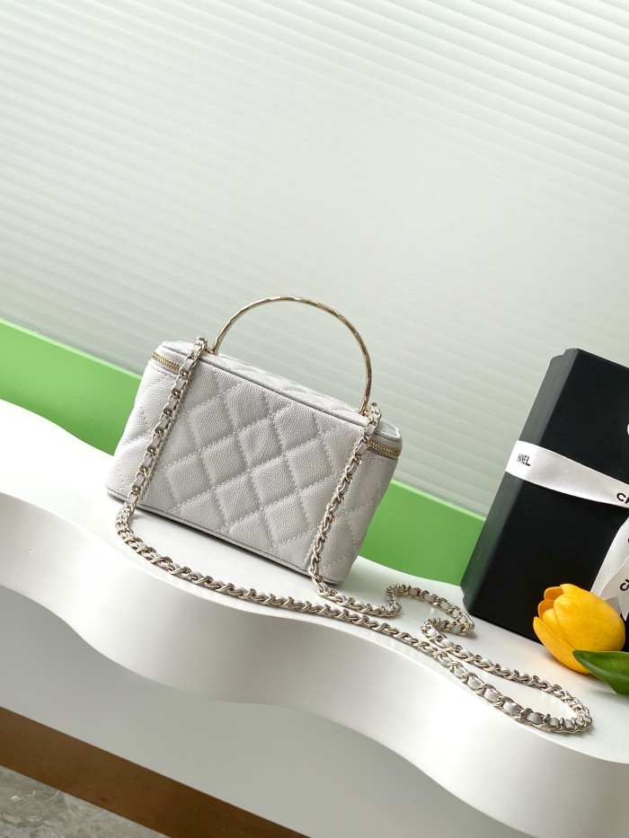 25S Vanity Case with Metal Handle “17x9.5x8cm” -056 =AP4590