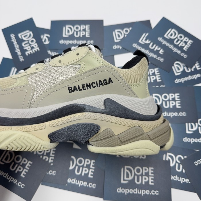 Triple S Clear Sole Sneaker(Unisex)35-45