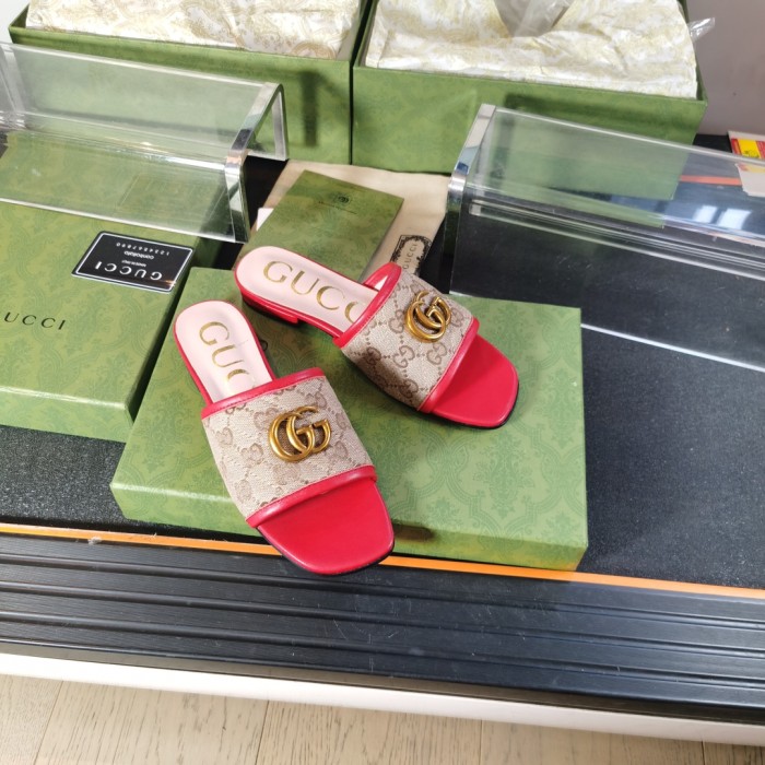 GG Marmont Slides (Female)36-41-062=