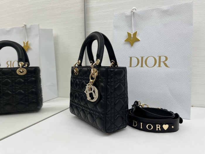 Lady Dior “20 x 17 x 8cm”-018=