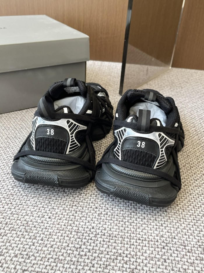 3XL Sneaker(Unisex)36-46=