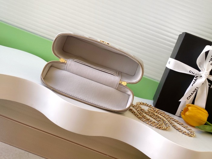 25C Vanity Case with Handle “19.5x17x5cm” -056 =AP4804