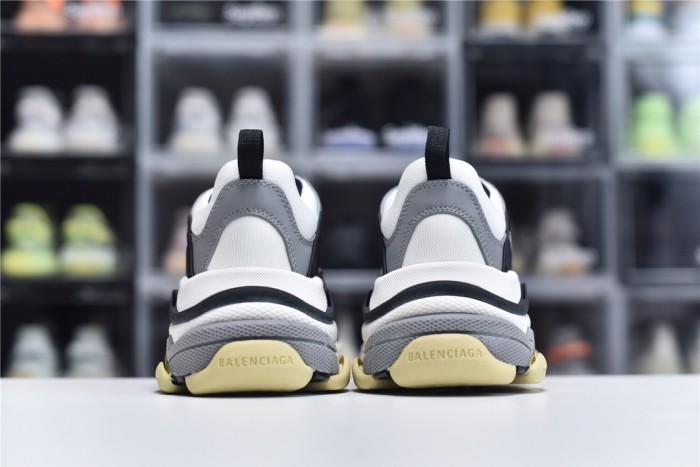 Triple S Clear Sole Sneaker(Unisex)35-45=