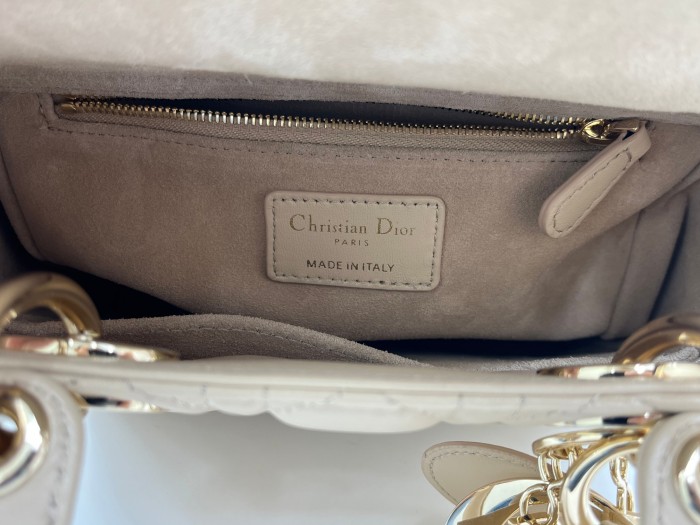 Lady Dior “20 x 17 x 8cm”-018=