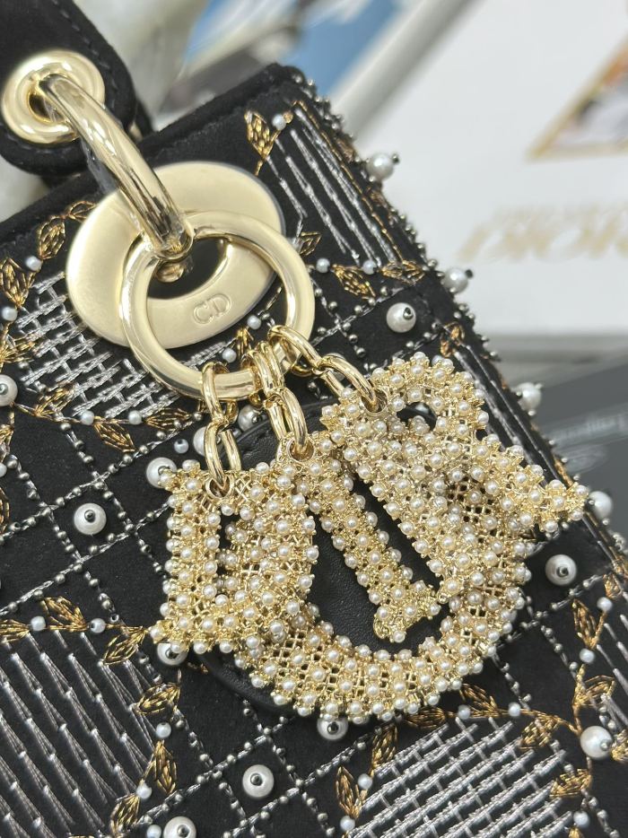 Lady Dior “17 x 15 x 7 cm”-0951=