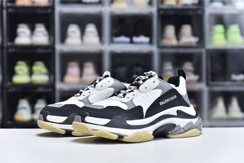 Triple S Clear Sole Sneaker(Unisex)35-45=