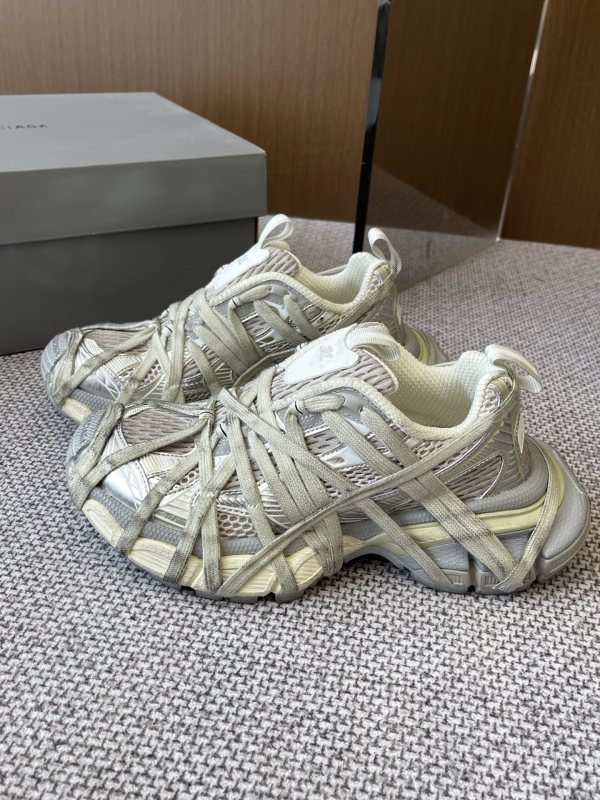 3XL Sneaker(Unisex)36-46=