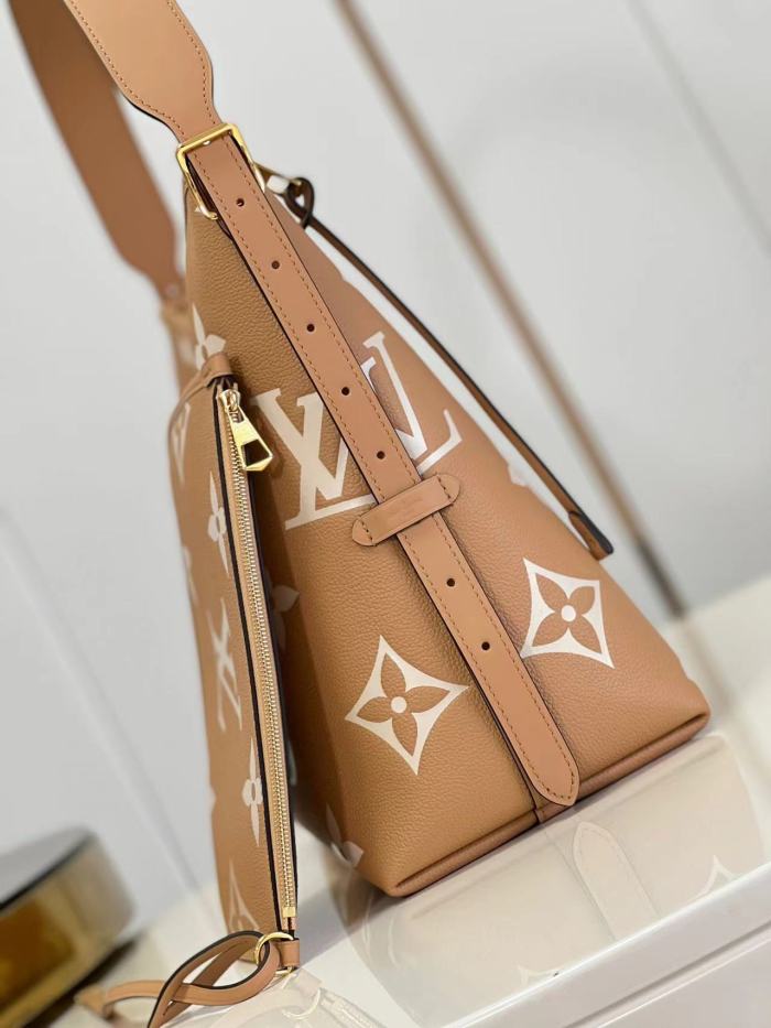 GM Carryall Dark Crossbody Bag “39*30*15CM” 087