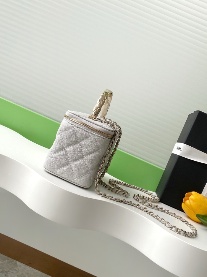 25S Vanity Case with Metal Handle “17x9.5x8cm” -056 =AP4590