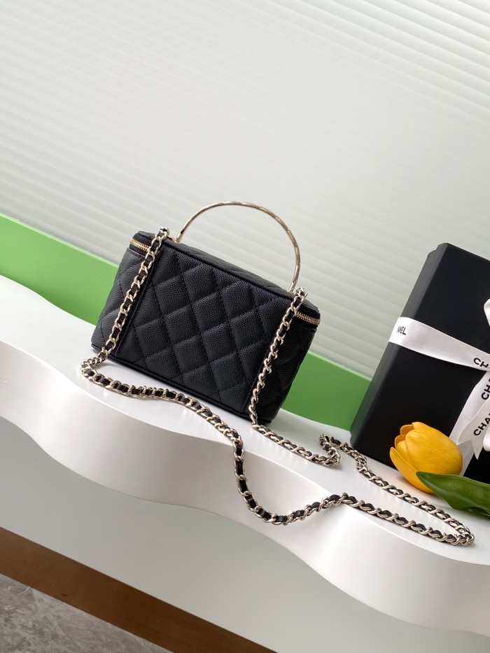 25S Vanity Case with Metal Handle “17x9.5x8cm” -056 =AP4590