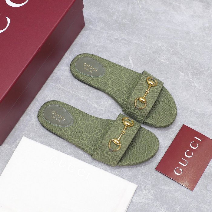 Horsebit Slides (Female)36-41=