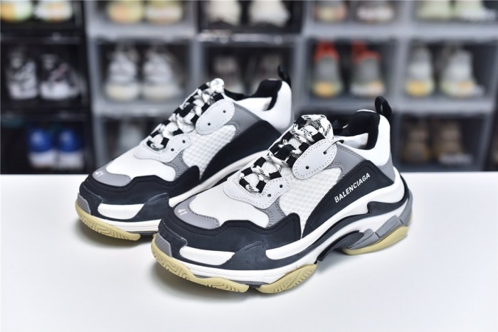Triple S Clear Sole Sneaker(Unisex)35-45=