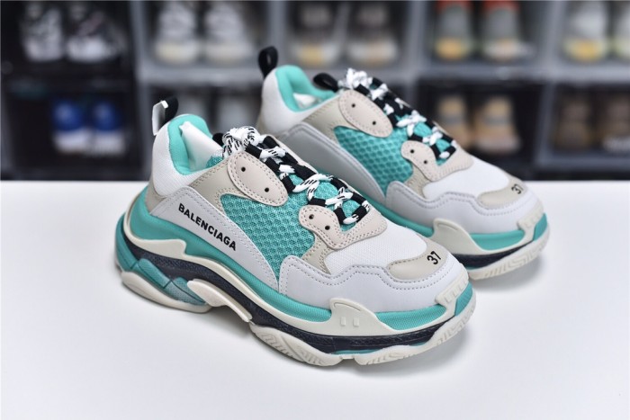 Triple S Sneaker(Unisex)35-45=