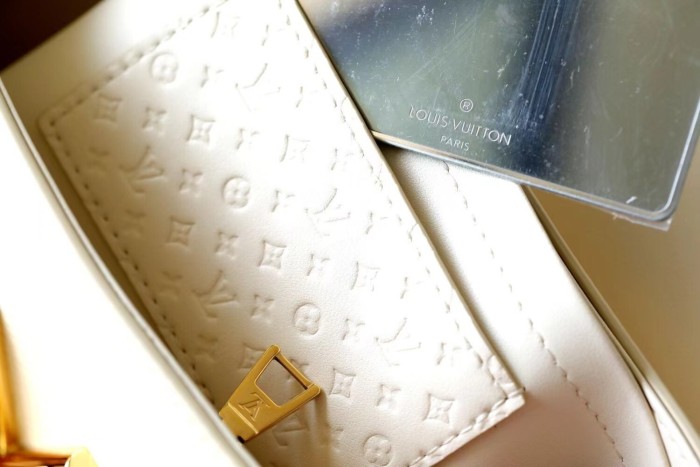 GM Twist Crossbody Bag “23*17*9.5CM” 087