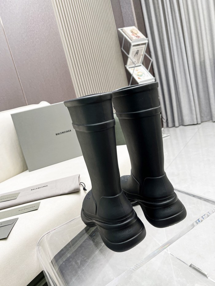 Crocs™ Boot(Female)36-41=
