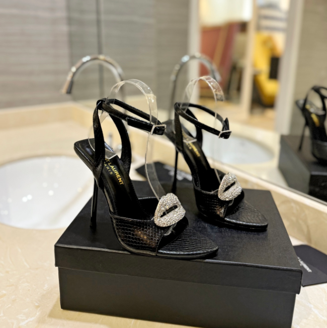 SANDALS(Female)36-41=