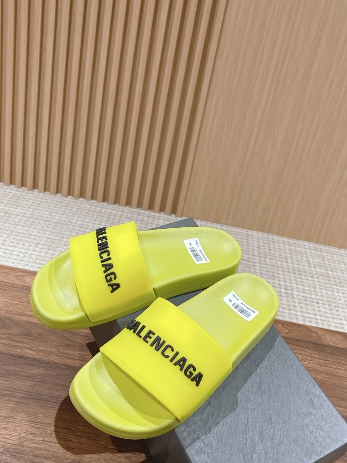 Pool Slides (Unisex)36-45=