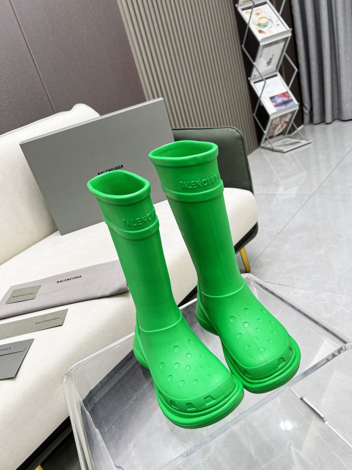 Crocs™ Boot(Female)36-41=
