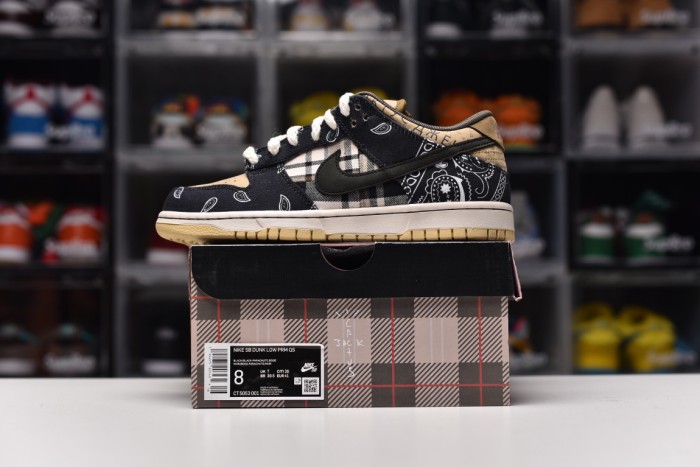 Dunk SB (Unisex)36-47=