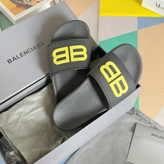 Pool Slides (Unisex)36-45=