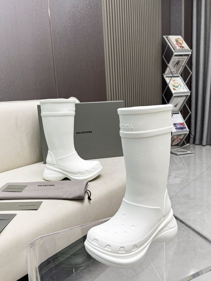 Crocs™ Boot(Female)36-41=