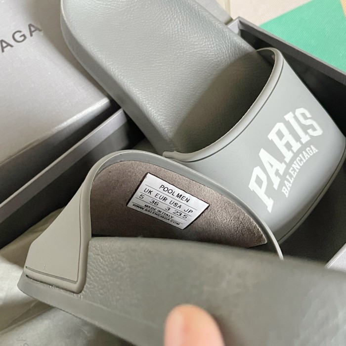 Pool Slides (Unisex)36-45=