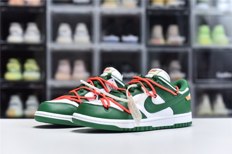 Dunk SB (Unisex)36-47=