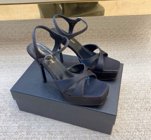 DEBBIE SANDALS(Female)36-41=