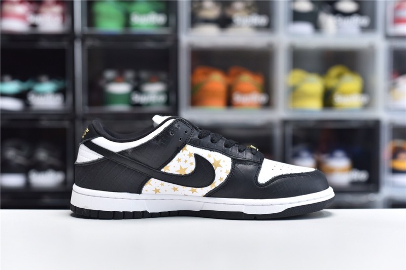 SB Dunk Lok Supreme (Unisex)36-46=