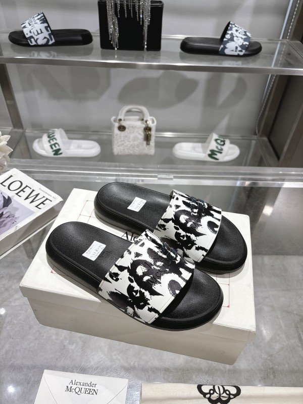 Pool Slides (Unisex)36-45=