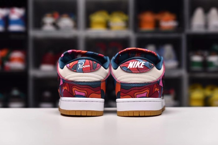 Dunk SB (Unisex)36-47=