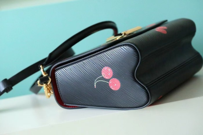 Twist Medium Bag “23*18*8CM” 088