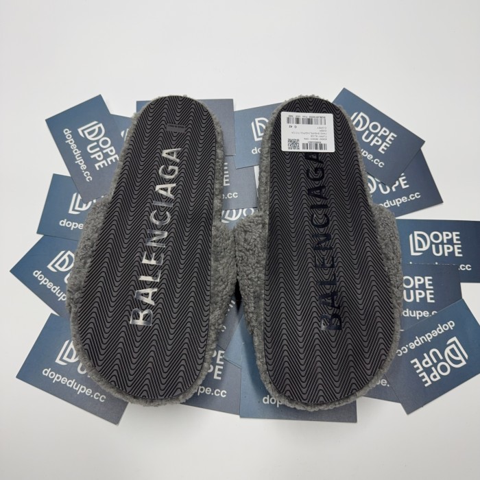 Furry Slides (Unisex)35-46